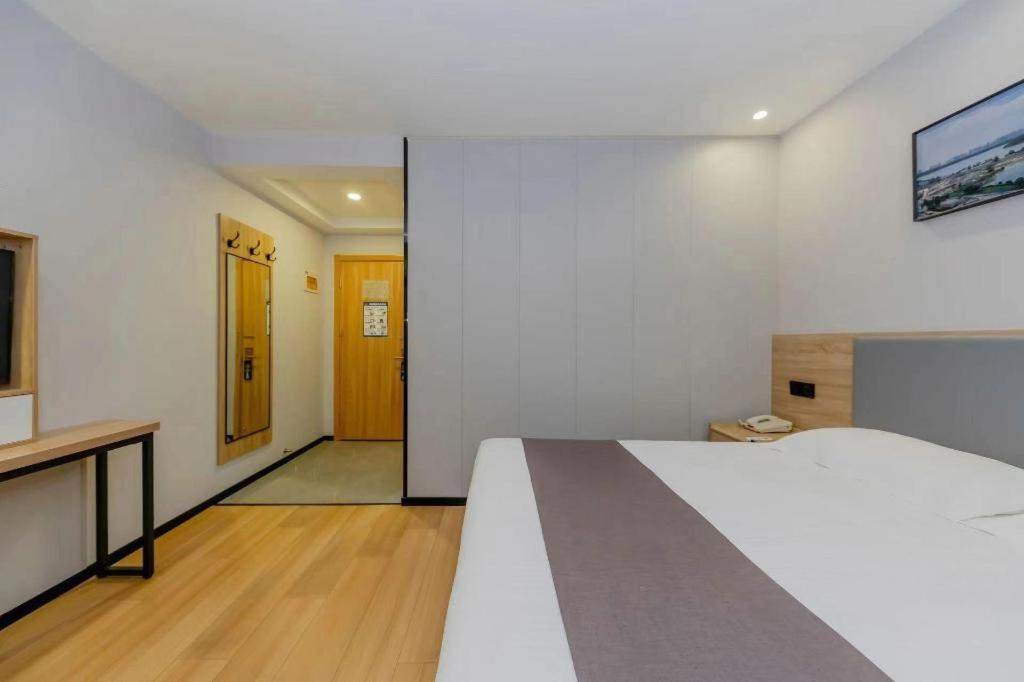 Greentree Inn Nanjing Confucius Temple Sanshan Street Subway Station Express Hotel Exterior photo